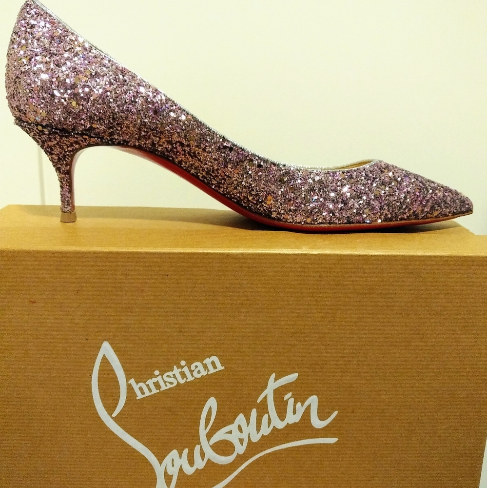 Christian Louboutin Kitten Heels. **Host Pick**